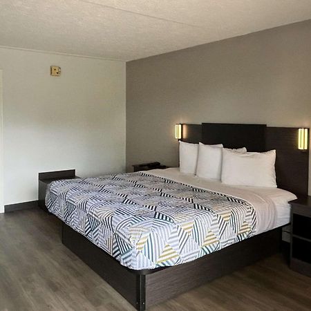Motel 6 Richmond, Ky Eku Campus Area Екстер'єр фото