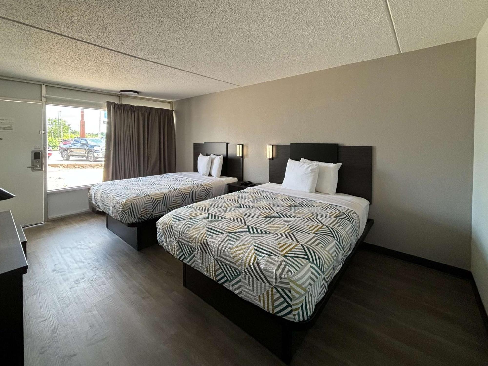 Motel 6 Richmond, Ky Eku Campus Area Екстер'єр фото