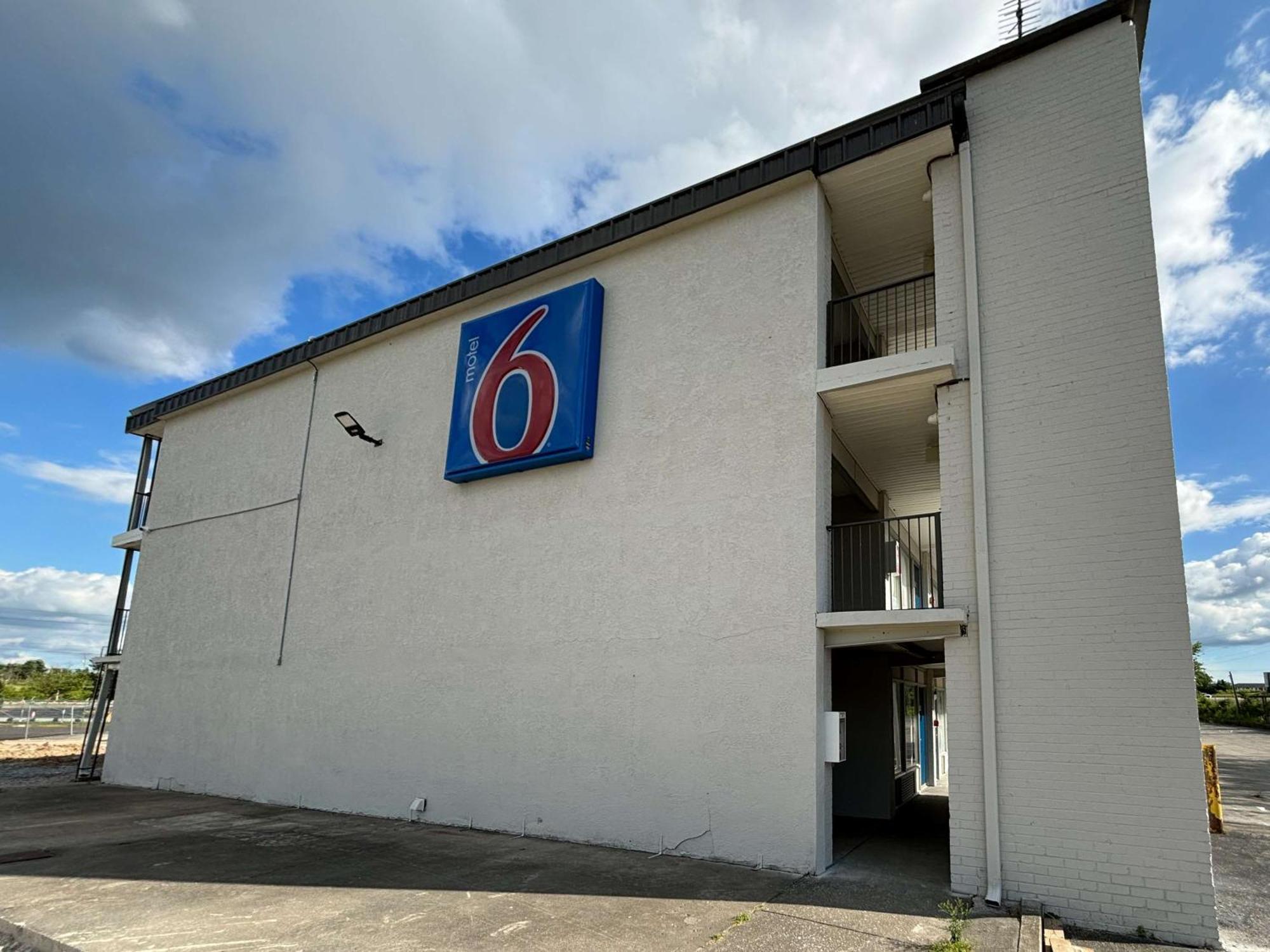 Motel 6 Richmond, Ky Eku Campus Area Екстер'єр фото