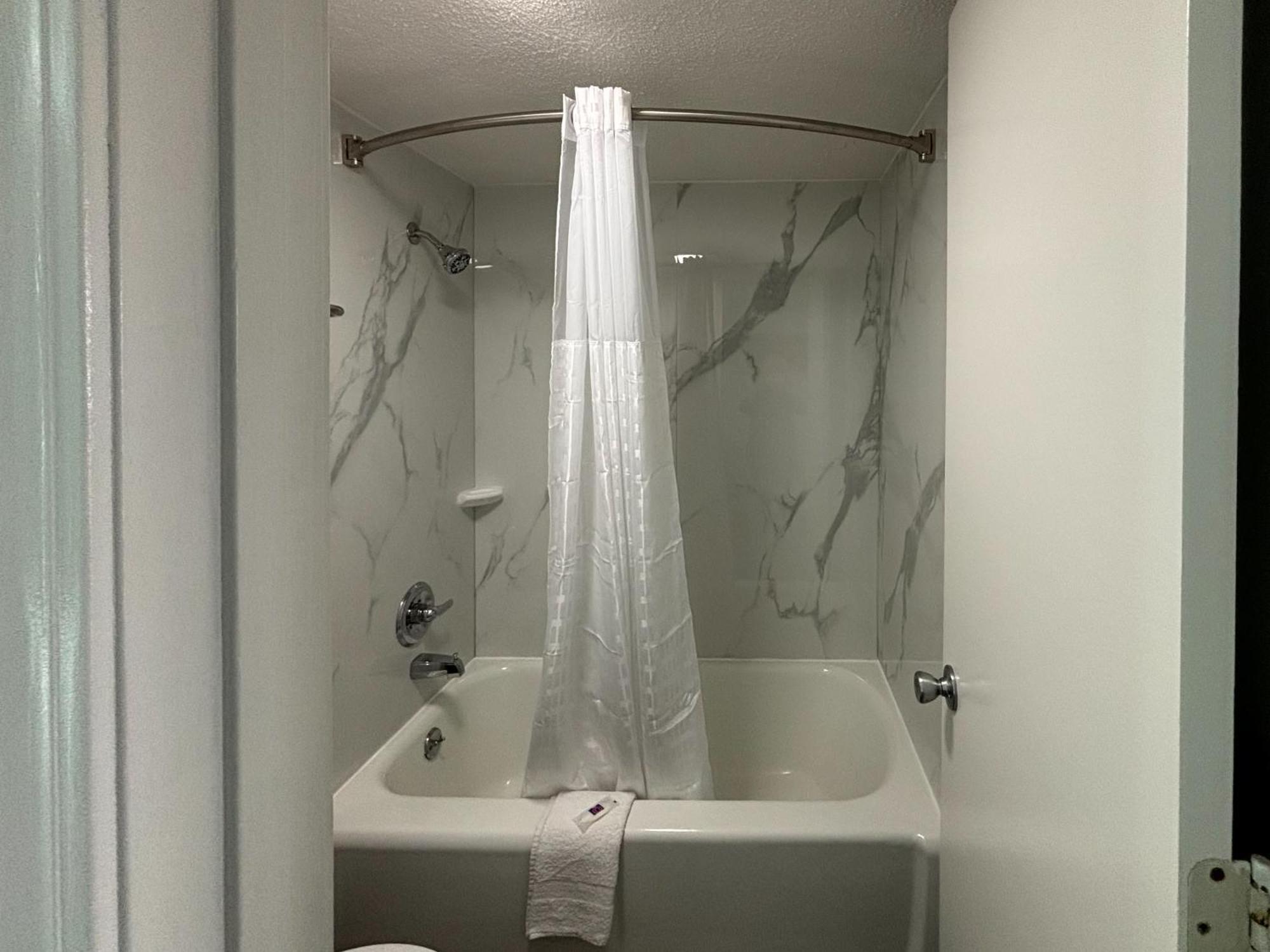 Motel 6 Richmond, Ky Eku Campus Area Екстер'єр фото