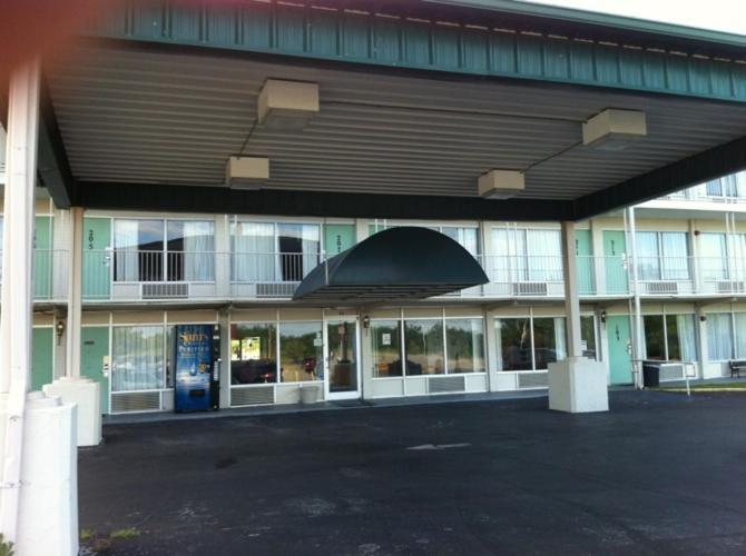 Motel 6 Richmond, Ky Eku Campus Area Екстер'єр фото